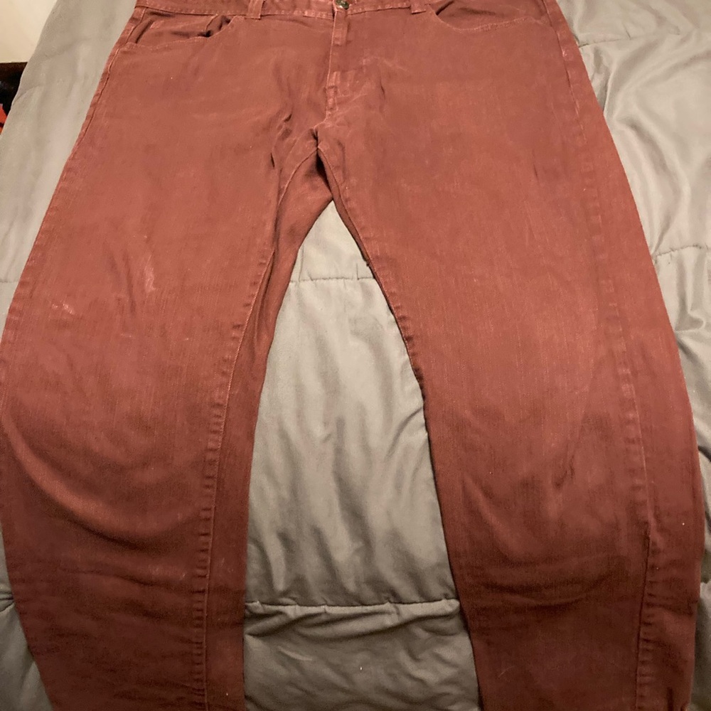 Akademiks Men's Jeans in Rust Red